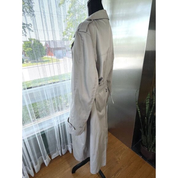 Vintage 1980s Pierre Cardin tan trench coat, gender neutral, (Medium) - Picture 4 of 9
